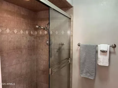 Bath - 136 E Boca Raton Rd, Phoenix, AZ 85022 photo 1 of 7