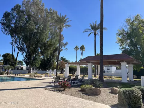 Exterior - 136 E Boca Raton Rd, Phoenix, AZ 85022 photo 18 of 20