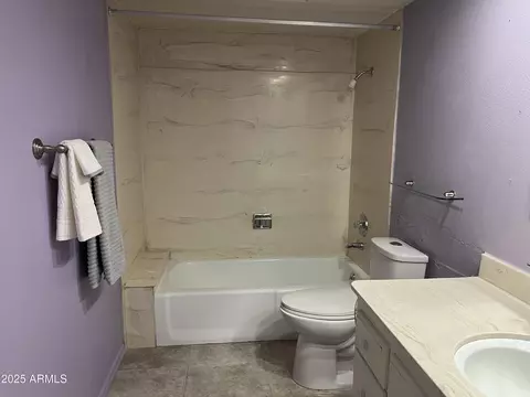 Bath - 136 E Boca Raton Rd, Phoenix, AZ 85022 photo 3 of 7