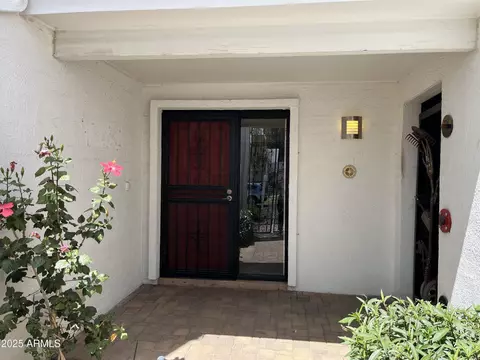 Exterior - 136 E Boca Raton Rd, Phoenix, AZ 85022 photo 3 of 20