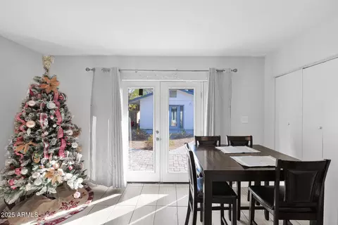 Dining - 1404 E Mountain View Rd, Phoenix, AZ 85020 photo 1 of 1