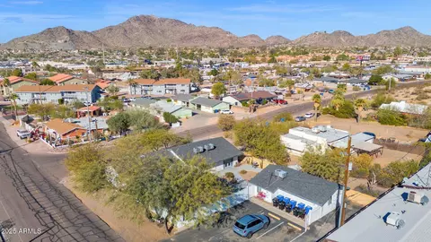 View/Area - 1404 E Mountain View Rd, Phoenix, AZ 85020 photo 6 of 6