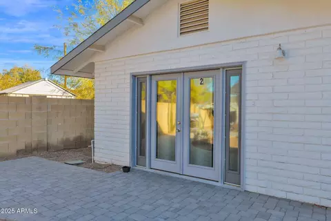 Exterior - 1404 E Mountain View Rd, Phoenix, AZ 85020 photo 7 of 9