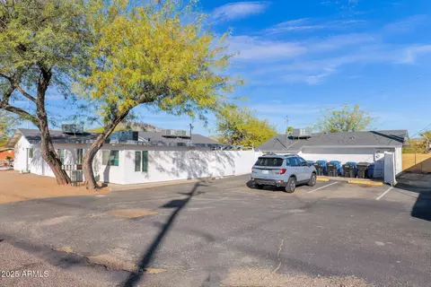 Exterior - 1404 E Mountain View Rd, Phoenix, AZ 85020 photo 9 of 9