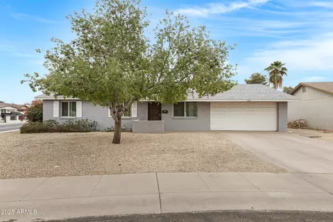 3247 E Friess Dr, Phoenix, AZ 85032