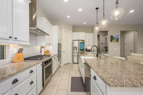 2843 E Donald Dr, Phoenix, AZ 85050 photo 6