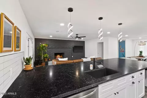 1515 E Verlea Dr, Tempe, AZ 85282 photo 7
