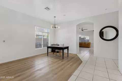 1911 S Saddle St, Gilbert, AZ 85233 photo 5