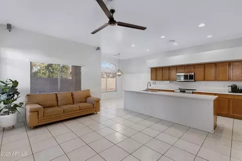 1911 S Saddle St, Gilbert, AZ 85233 photo 9