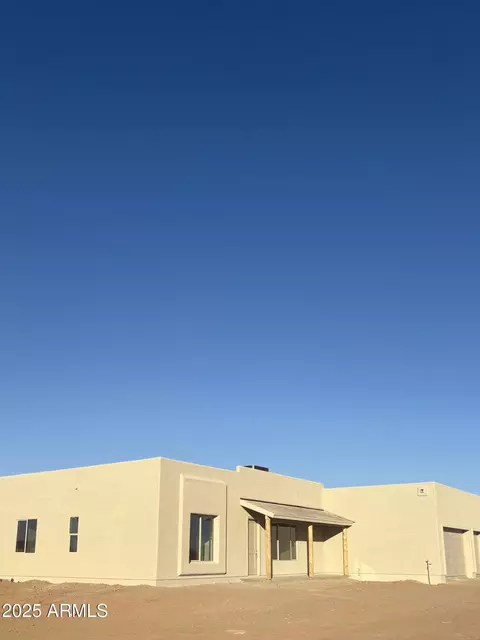 23197 W Skinner Rd, Wittmann, AZ 85361