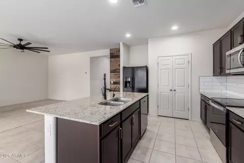 5013 S 112th Ave, Tolleson, AZ 85353 photo 18