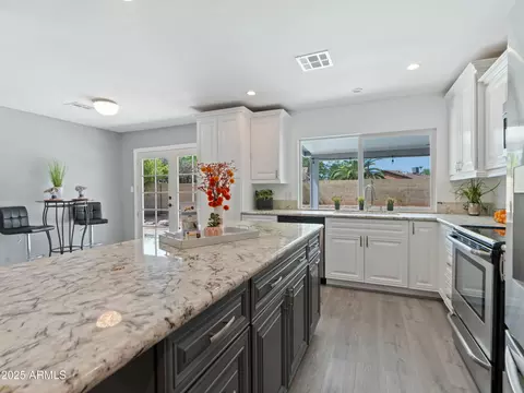 4532 E Grandview Rd, Phoenix, AZ 85032 photo 9