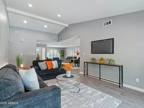 4532 E Grandview Rd, Phoenix, AZ 85032 photo 6