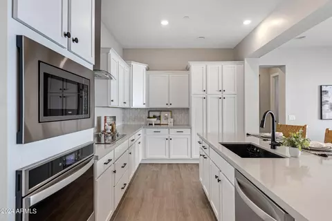 4072 E Las Colinas Dr, Chandler, AZ 85249