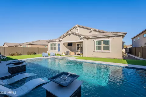 21097 E Sparrow Dr, Queen Creek, AZ 85142