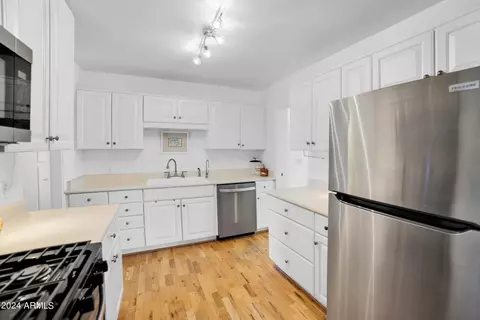 Kitchen - 303 W 9th St, Mesa, AZ 85201 photo 3 of 4