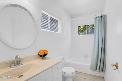 Bath - 303 W 9th St, Mesa, AZ 85201 photo 3 of 5