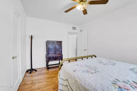 Bedroom - 303 W 9th St, Mesa, AZ 85201 photo 4 of 7