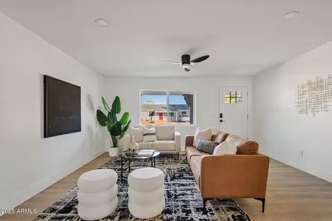 4129 Eugie Ave, Phoenix, AZ 85032 photo 4