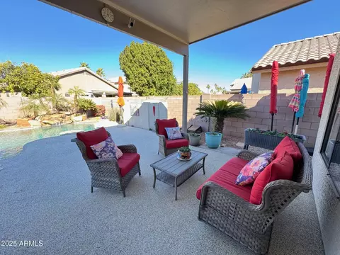 Exterior - 1878 E Oasis Dr, Tempe, AZ 85283 photo 2 of 4