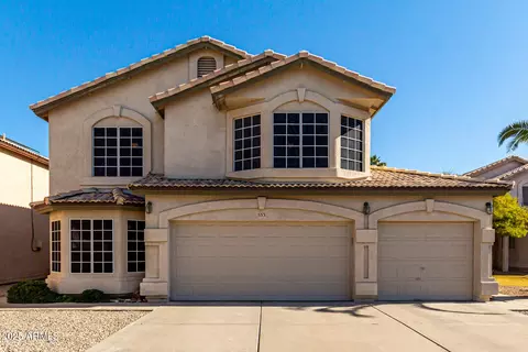553 S Meadows Dr, Chandler, AZ 85224