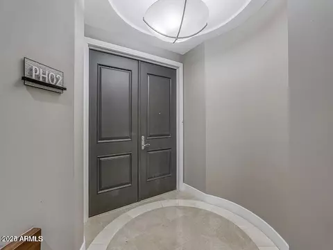 2211 E Camelback Rd #1202, Phoenix, AZ 85016