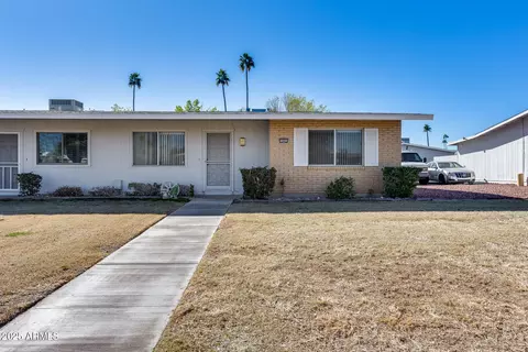10863 W Thunderbird Blvd, Sun City, AZ 85351