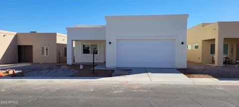 305 S Sky Ranch Rd, Sierra Vista, AZ 85635