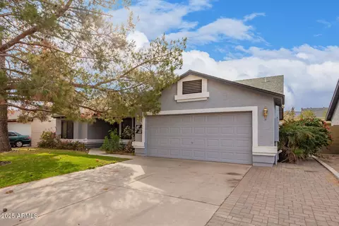Exterior - 1427 E Irwin Ave, Phoenix, AZ 85042 photo 5 of 8