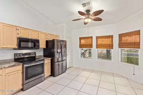 Kitchen - 1427 E Irwin Ave, Phoenix, AZ 85042 photo 2 of 3