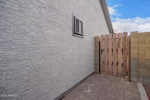 Exterior - 1427 E Irwin Ave, Phoenix, AZ 85042 photo 8 of 8