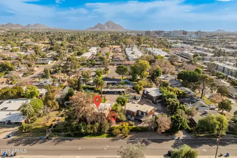 View/Area - 5131 N 18th St, Phoenix, AZ 85016 photo 2 of 3