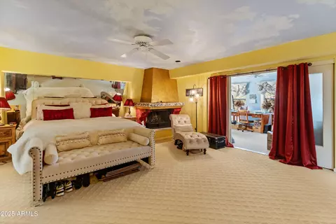 Bedroom - 5131 N 18th St, Phoenix, AZ 85016 photo 2 of 4