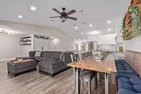 4356 E Coconino St, Phoenix, AZ 85044 photo 5