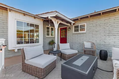 831 E Desert Park Ln, Phoenix, AZ 85020 photo 26
