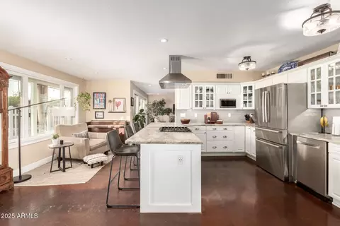 831 E Desert Park Ln, Phoenix, AZ 85020 photo 31