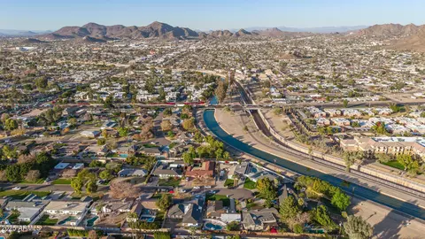831 E Desert Park Ln, Phoenix, AZ 85020 photo 56