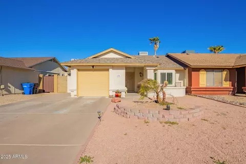1758 E Sandra Ter, Phoenix, AZ 85022