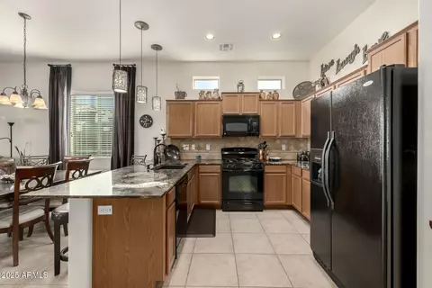 Kitchen - 6202 E Mckellips Rd #91, Mesa, AZ 85215 photo 2 of 4