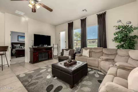 Living - 6202 E Mckellips Rd #91, Mesa, AZ 85215 photo 2 of 2
