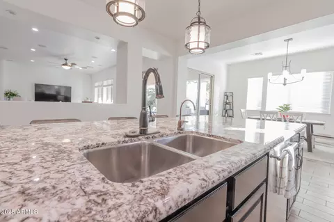 Kitchen - 2835 E Athena Ct, Gilbert, AZ 85297 photo 5 of 9