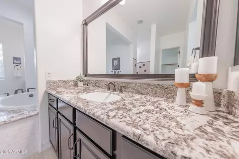 Bath - 2835 E Athena Ct, Gilbert, AZ 85297 photo 2 of 15