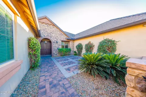 2835 E Athena Ct, Gilbert, AZ 85297