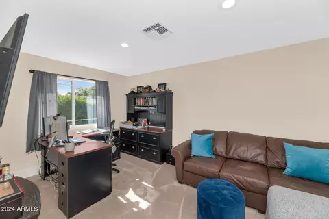 4901 E Flower St, Phoenix, AZ 85018 photo 17