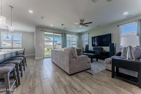 9814 E Sunspot Dr, Mesa, AZ 85212 photo 8