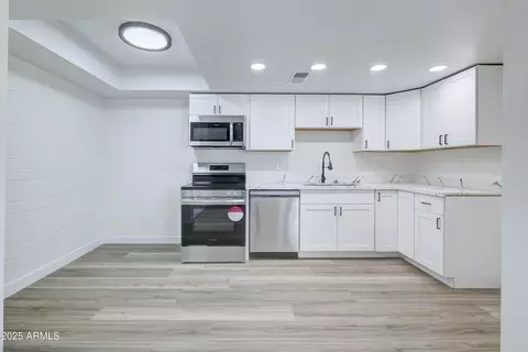 948 S Alma School Rd #160, Mesa, AZ 85210