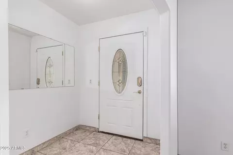 Entry Way - 3126 E Monte Vista Rd, Phoenix, AZ 85008 photo 1 of 2