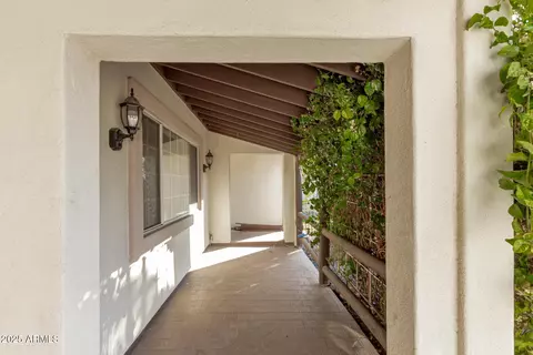 Exterior - 3126 E Monte Vista Rd, Phoenix, AZ 85008 photo 6 of 10