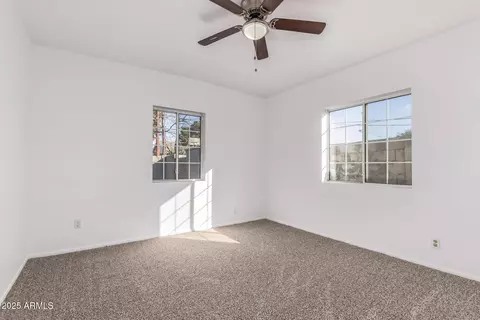 Bedroom - 3126 E Monte Vista Rd, Phoenix, AZ 85008 photo 2 of 6