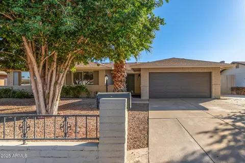 4723 W El Caminito Dr, Glendale, AZ 85302